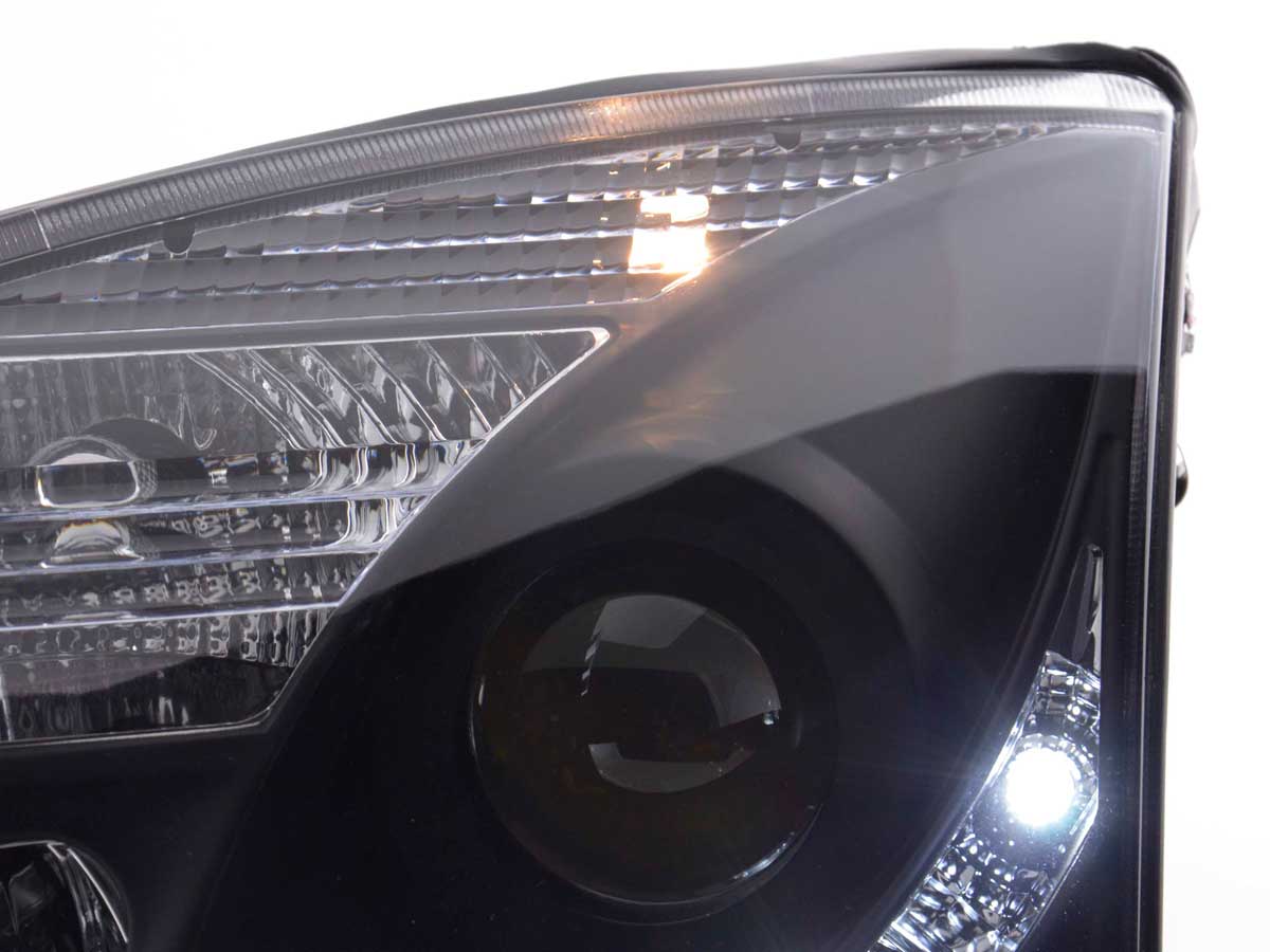 Scheinwerfer Set Daylight LED Tagfahrlicht Opel Vectra C 2002-2005 schwarz Scheinwerfer Set Daylight LED Tagfahrlicht Opel Vectra C 2002-2005 schwarz